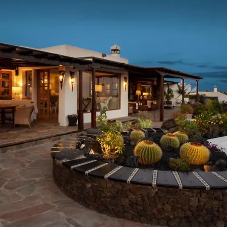 Finca Paraiso - Finest With Incredible Views Over Puerto Del Carmen