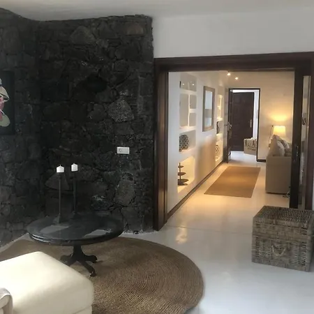 Finca Paraiso - Finest With Incredible Views Over Puerto Del Carmen Puerto del Carmen (Lanzarote)