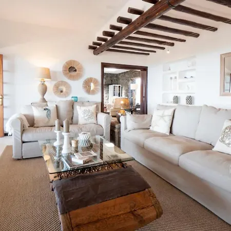Finca Paraiso - Finest With Incredible Views Over Puerto Del Carmen * Puerto del Carmen (Lanzarote)