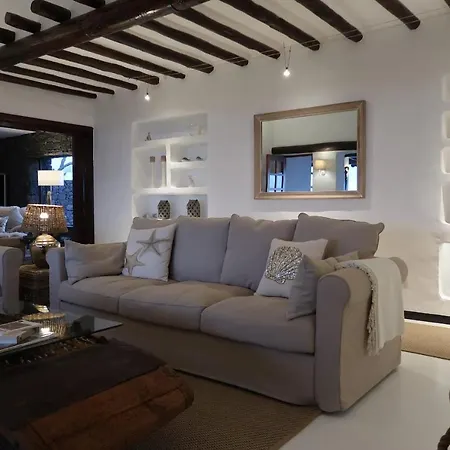 Finca Paraiso - Finest With Incredible Views Over Puerto Del Carmen Puerto del Carmen (Lanzarote)